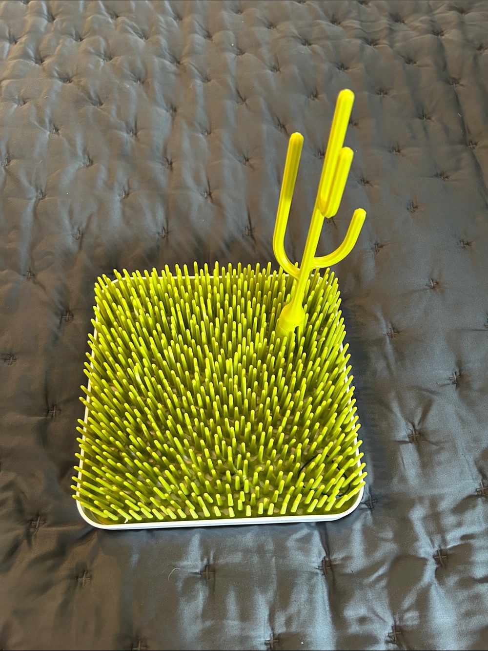 Green Grass Bottle Drying Rack with Tree Stem